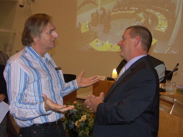 Wethouder Gerrit Piek en Harm ten Kate