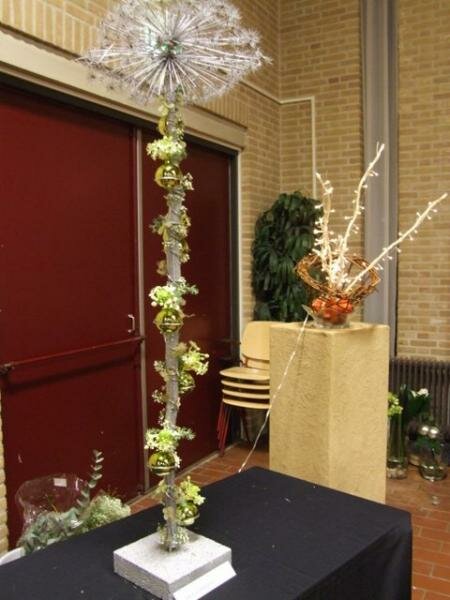 een van de bloemstukken- de bereklauw